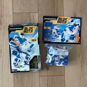 Mega Bloks Blok Bots Tranforming Ice vintage set